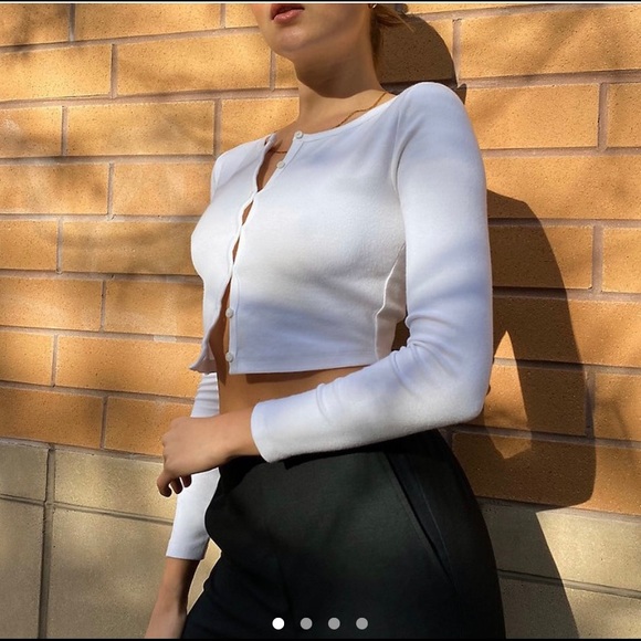 Sunday Best Apple Longsleeve - Picture 1 of 2